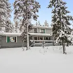 Semesterbostad Maenty By Interhome *